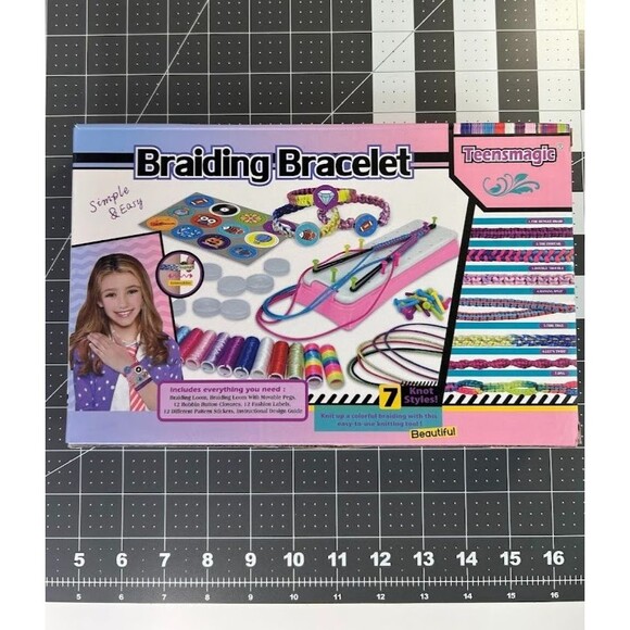 New Sealed Braiding Bracelet Prepop Cool Girls Make Up To 12 Bracelets - Picture 2 of 4